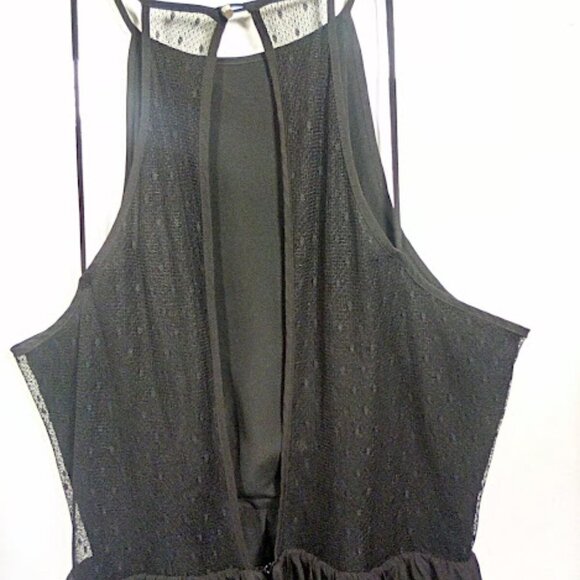 BCBGeneration Black Dress with Lace on open back Size: 8 - Picture 6 of 15